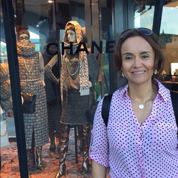 Meet your Posher Lita - Picture 4 of 5